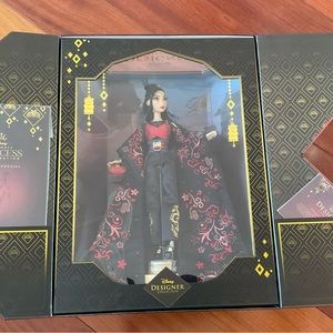 Disney Princess Designer Series  Dolls Limited ‘’MULAN  beautiful doll